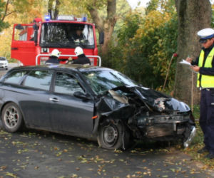 16-latek za kierownicą. Ranna jest jedna osoba [ZDJĘCIA]