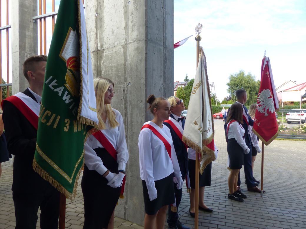 Otwarcie szkoły przy Sucharskiego