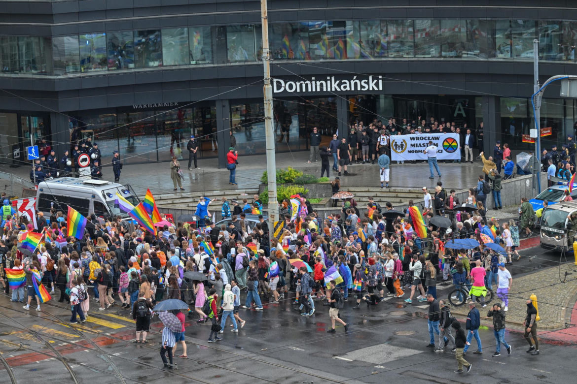 Wrocław. Ulicami miasta przeszedł 17. Marsz Równości