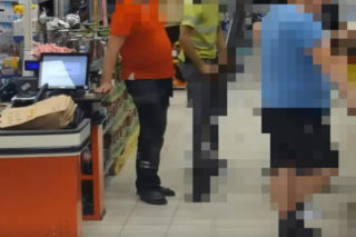 Ukradł naklejki