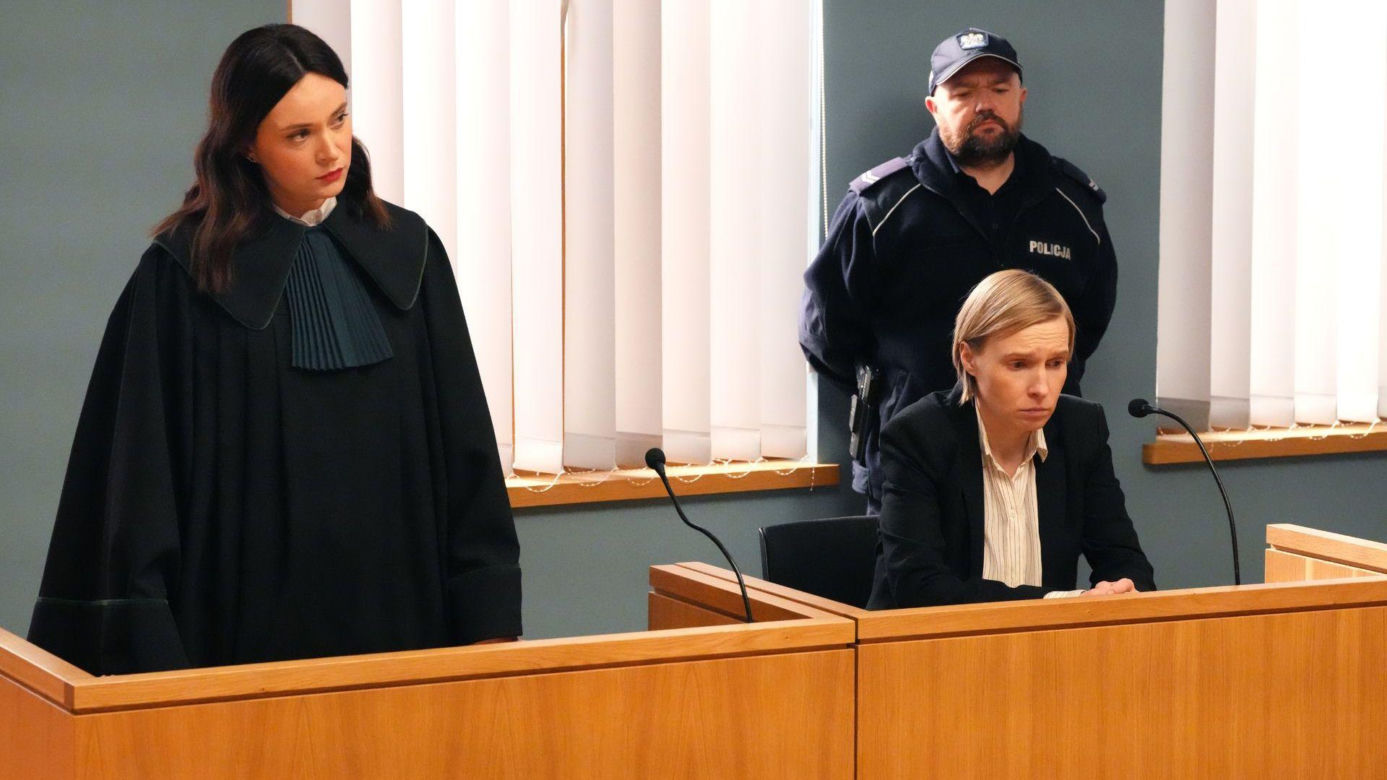 Barwy szczęścia, odcinek 3351: Potworny zwrot na procesie Soni. Natalia ujawni w sądzie nagrania, jak Stefaniak ją skrzywdził - ZDJĘCIA