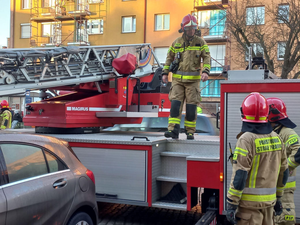 Zgłoszenie o pożarze na Dąbrowskiego w Lesznie. Pożaru nie było