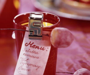 Karnawałowe menu z marcepanową wiśnią