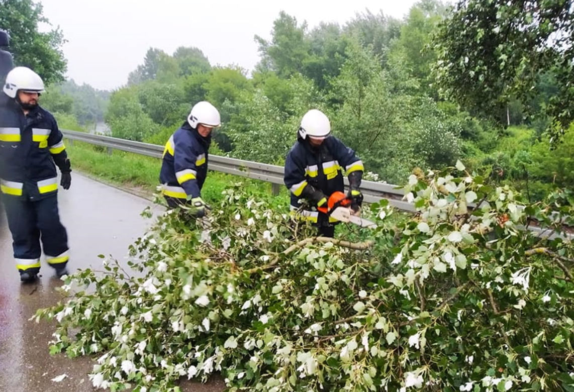 Strażacy usuwają skutki nawalnic nad Podkarpackiem