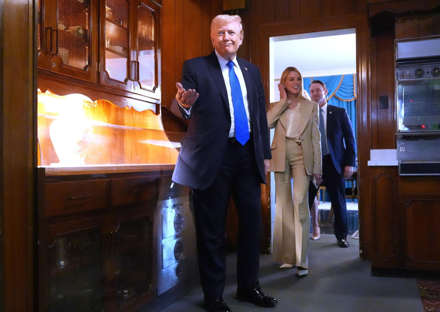 Trump ma "doradcę duchowego"! Pastor mówi o wojnie i NATO