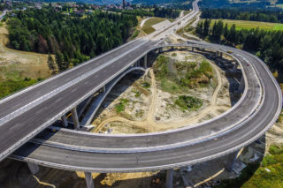 Gigantyczna inwestycja. Na tę drogę czekają miliony Polaków [ZDJĘCIA LOTNICZE]
