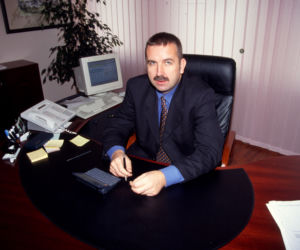 Tajemniczy polski miliarder, znakomity kierowca rajdowy