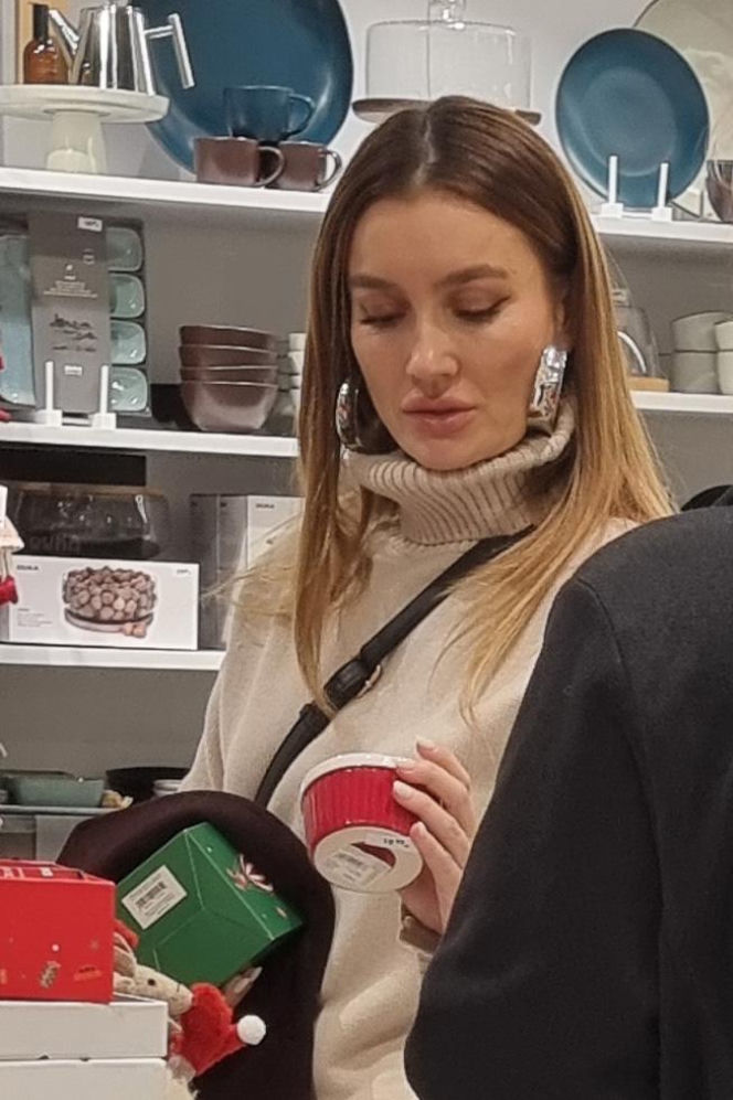 Joanna Krupa z siostrą Martą. Zjadły w mlecznym i poszły po patelnię