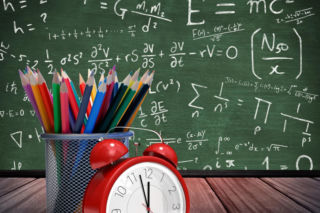 Szybka powtórka z matematyki. Obliczysz w mniej niż 15 sekund, ile to jest (3³+9)÷(2⋅3)=?