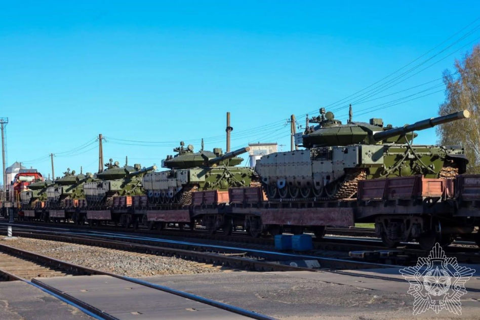 Białoruś prezentuje zmodernizowane czołg T-72BM2