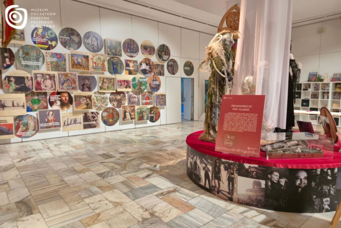 Kontrowersje wokół memów w gnieźnieńskim muzeum