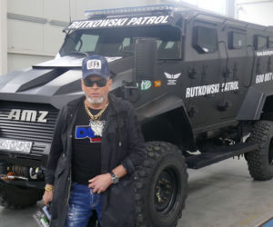 Wozy Rutkowskiego pojadą na wojnę 