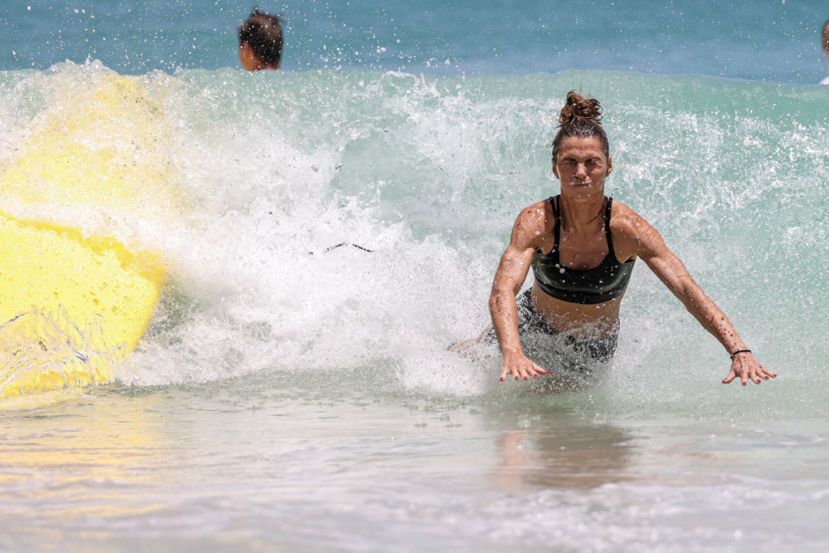 Iga Świątek i Hubert Hurkacz na plaży w Australii
