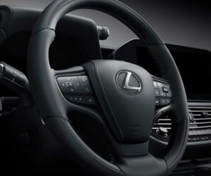 Lexus LS lifting 2021 