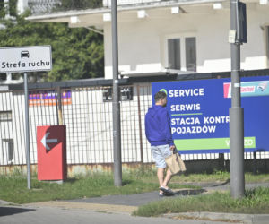 Daniel Martyniuk załatwia sprawunki w Warszawie