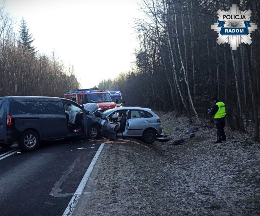 Dramatyczny wypadek na Mazowszu. Nie żyją dwie osoby
