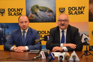 Kolejny stołek we Wrocławiu dla Bezpartyjnych. 2300 zł miesięcznie za jeden dzień pracy 