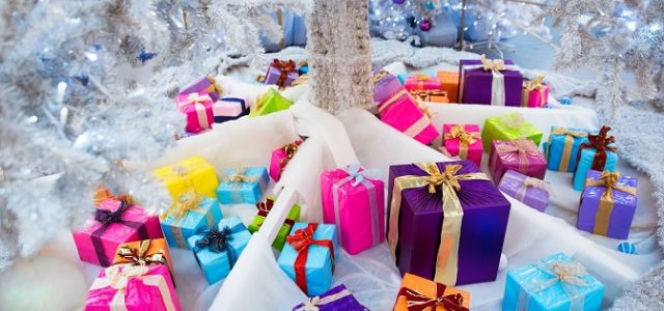 Prezenty - jak zapakować, żeby zrobić wrażenie? 5 efektownych sposobów DIY 