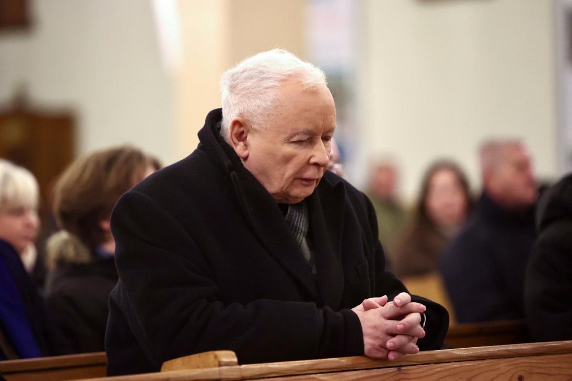 Jarosław Kaczyński w Starachowicach – Hołd dla Matki i Refleksje o Polsce