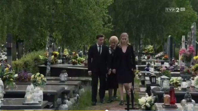 M jak miłość, odcinek 1313, Barbara (Teresa Lipowska), Natalka (Marcjanna Lelek), Marek (Kacper Kuszewski)