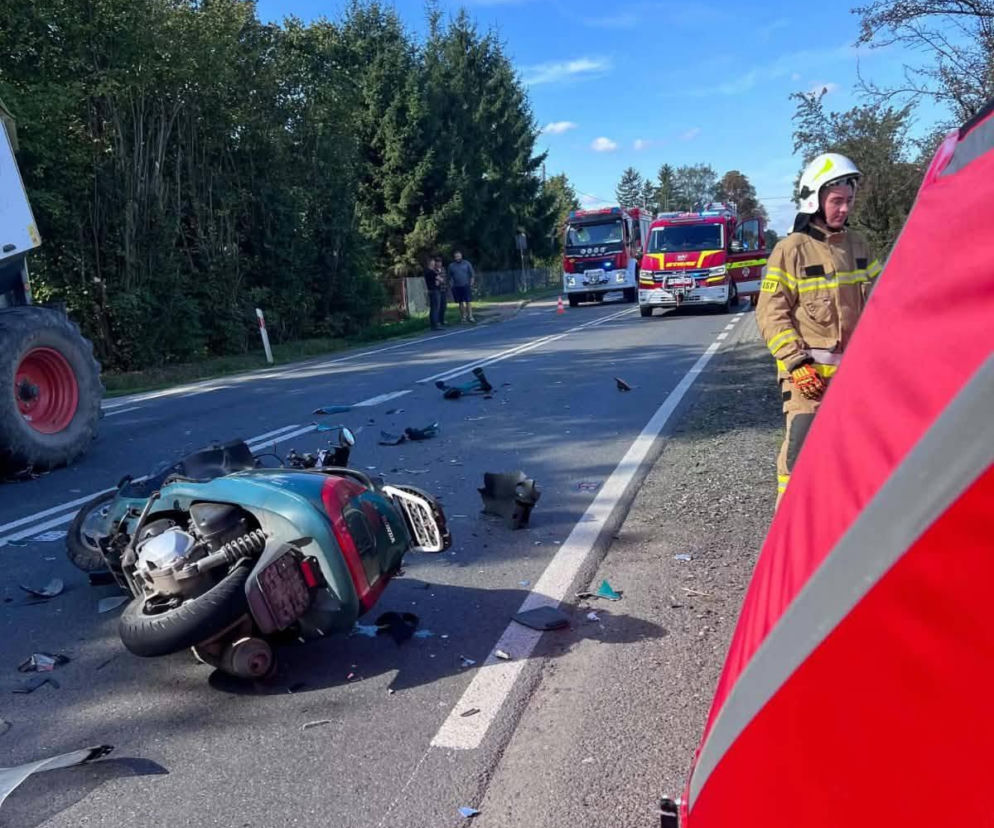 Tragiczna kraksa z maszyną rolniczą. Nie żyje 49-letni motocyklista