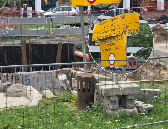 Wykopali wielką dziurę na ulicy w Warszawie. Utrudnienia potrwają do połowy sierpnia