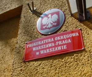 Tajemnicza śmierć noworodka na Białołęce. Matka usłyszała zarzut zabójstwa, ale jest na wolności