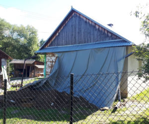 Podkarpackie. Ryszarda zabił prąd podczas wypompowywania wody z fundamentów [ZDJĘCIA]