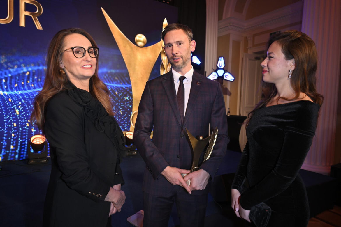 Posłanka Uznańska-Wiśniewska zadała szyku na gali Złoty Laur "Super Biznesu"