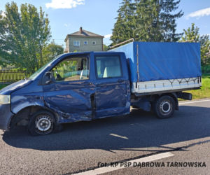 Poważny wypadek na DK 73 w Żelazówce. Dwie osoby poszkodowane i duże utrudnienia