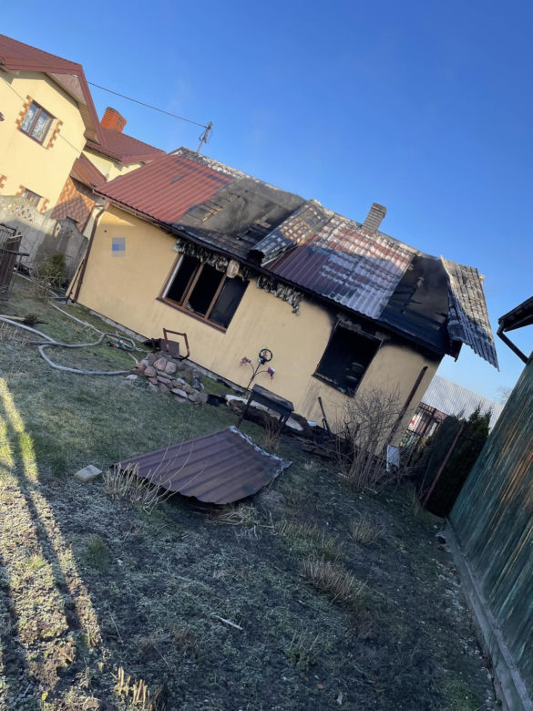 Pożar domu w Broku. Nie żyje dwóch mężczyzn