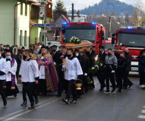Razem zgineli. Razem ich żegnali.