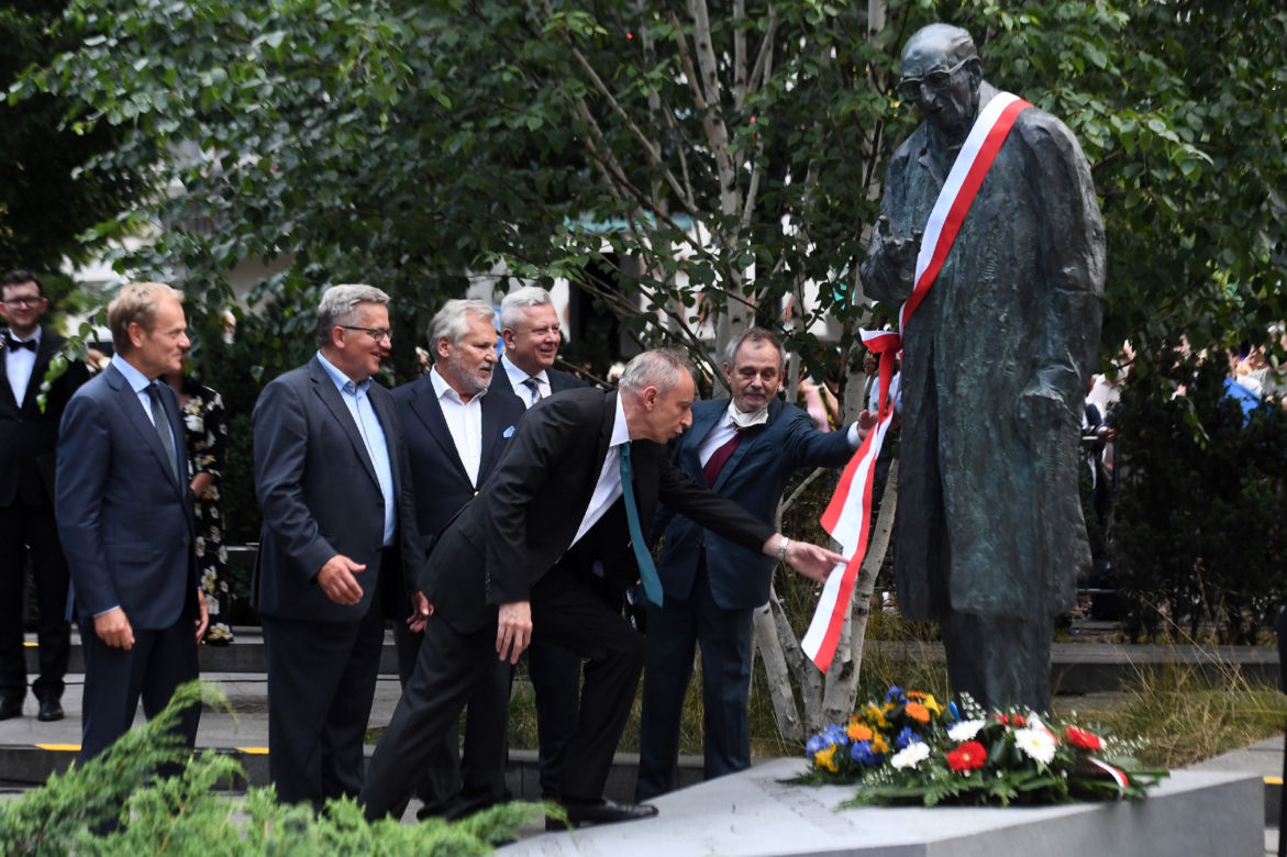 Odsłonięcie pomnika Władysława Bartoszewskiego w Sopocie [ZDJĘCIE]