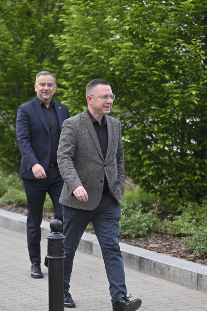 Politycy PiS jadą na wyjazdowe posiedzenie klubu