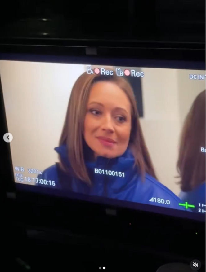 Na sygnale na planie. Sonia (Natalia Rewińska)