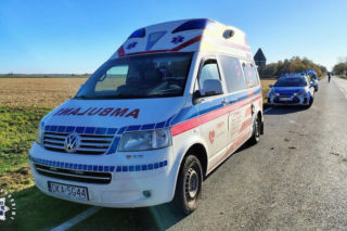 Uciekał skradzioną karetką i potrącił policjantkę. Padły strzały!