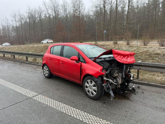 Koszmar na S8: Karambol z udziałem 9 aut. Ranni, w tym dzieci