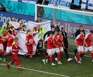 Mecz Dania - Finlandia przerwany! Piłkarz Christian Eriksen stracił przytomność