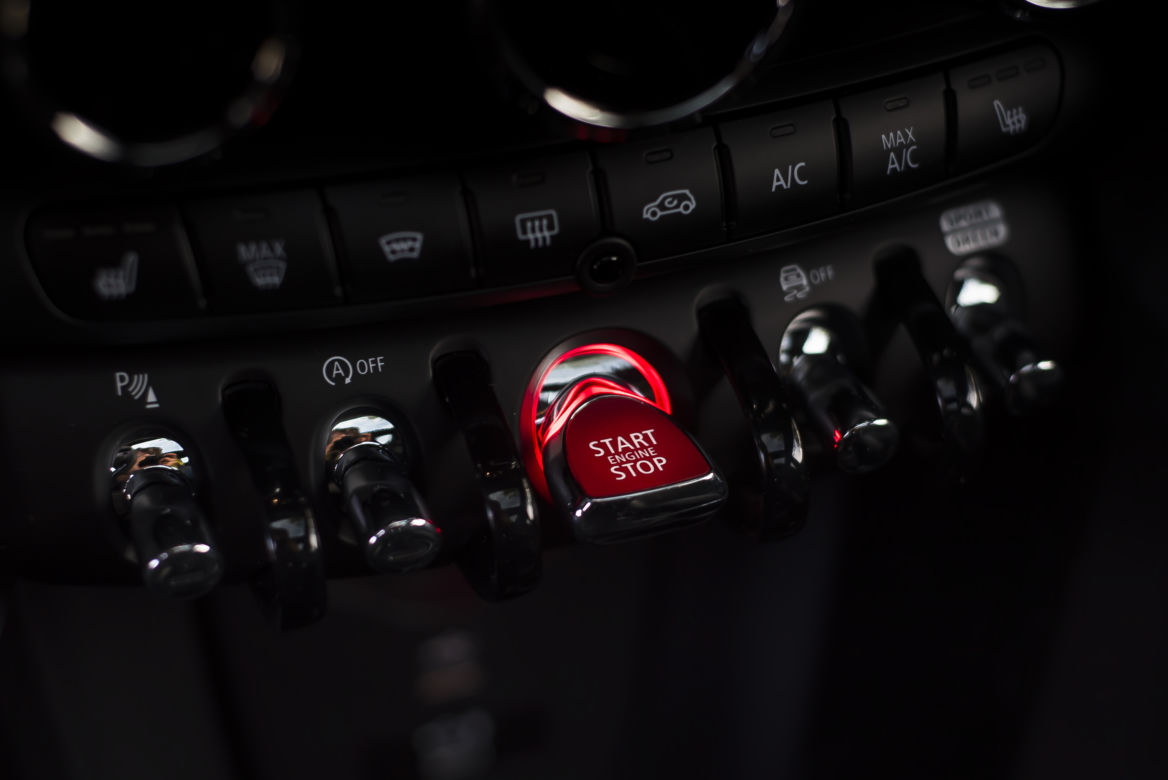 MINI Cooper John Cooper Works 2.0 8AT