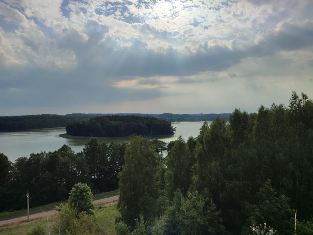 Stare Juchy jak Abu Zabi? Piaskowa góra na Mazurach przypomina egzotyczną pustynię [ZDJĘCIA]