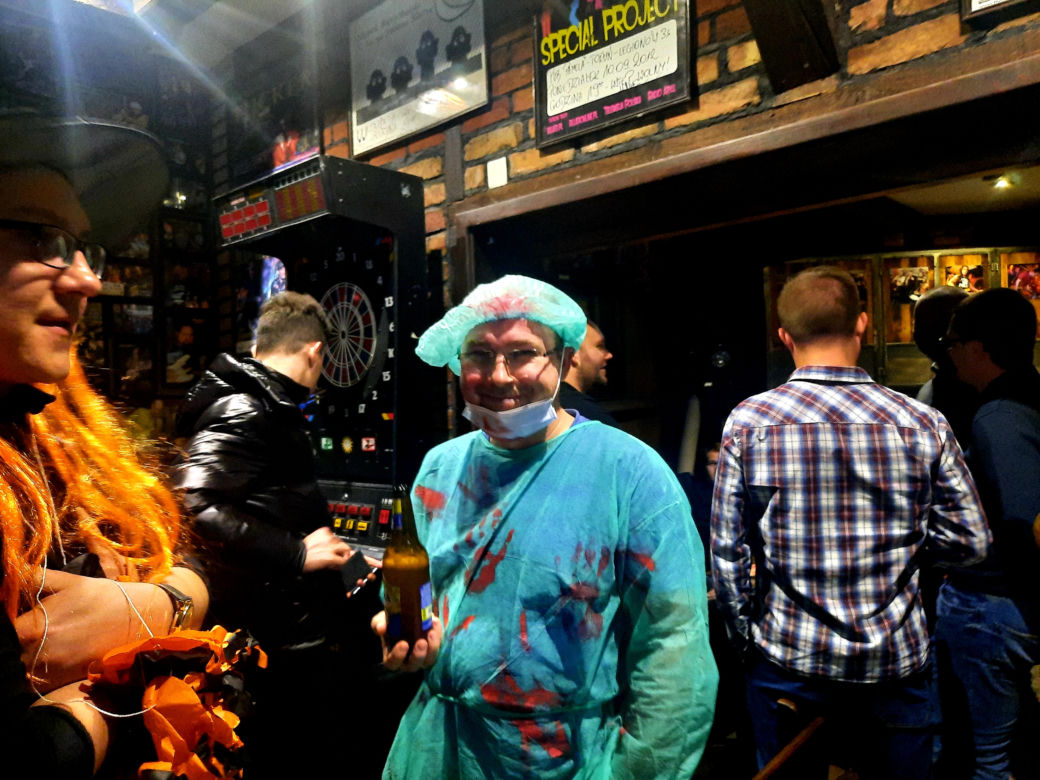 Halloweenowy turniej szachowy w Hard Rock Pubie Pamela. Torunianie i goście bawili się doskonale