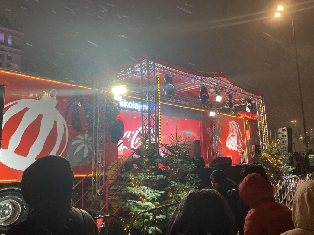 Świąteczna ciężarówka Coca-Coli w Warszawie