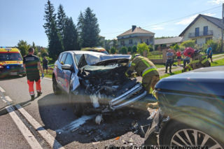 Wypadek na DK73. Zderzenie trzech aut, droga Tarnów–Dąbrowa Tarnowska zablokowana