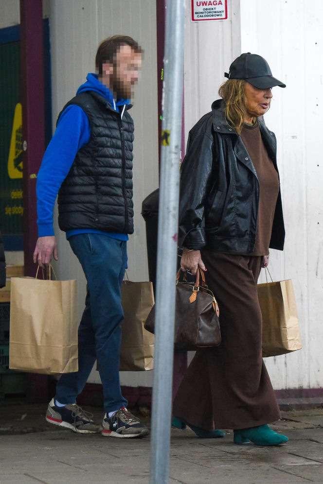 Agnieszka Fitkau-Perepeczko  na bazarku