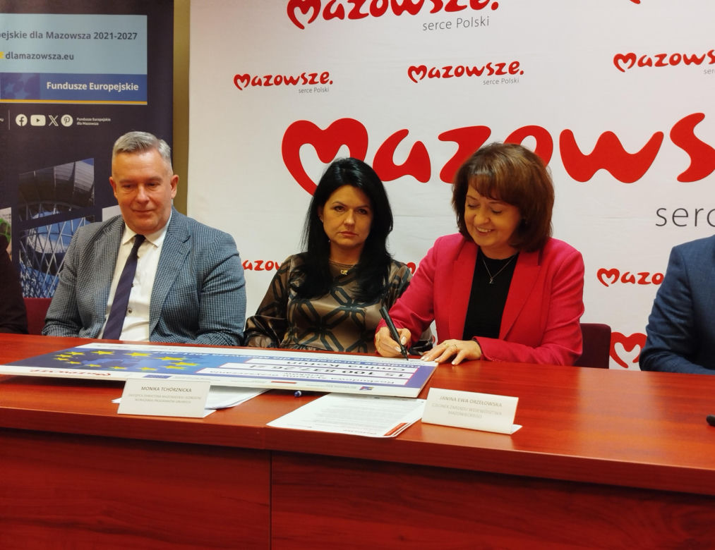 Umowy na dotacje unijne dla czterech lokalnych inwestycji w subregionie siedleckim i powiecie mińskim zostały już podpisane!