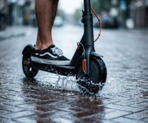 Od 3 czerwca obowiązkowe kaski na rowerach i hulajnogach