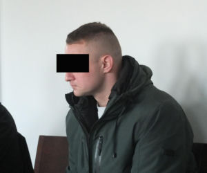 Lubelskie. Podpalił 26-latka i pastwił się nad nim kilkanaście godzin. Ofiara nie żyje