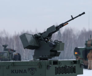 „Potwór z Tarnowa” i roje dronów. Rząd przygląda się przyszłości polskiej armii w Zielonce