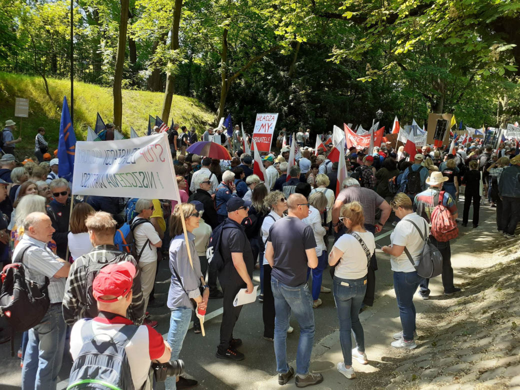 Marsz 4 czerwca w Warszawie - tłumy na ulicach stolicy!