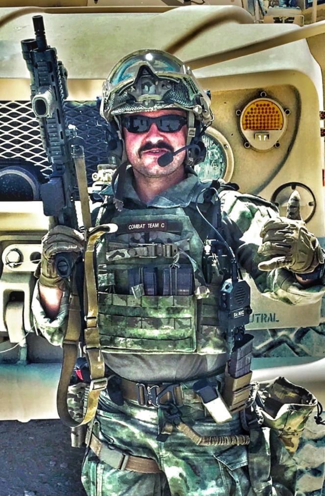 Przestrzelony hełm „Sikora”